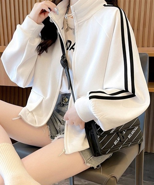 SallyLunn(サリーラン)の「スタンドカラートラックジャケット(その他アウター・レディース・ブラック/グレー/ホワイト・MEDIUM/LARGE)」の12枚目の写真