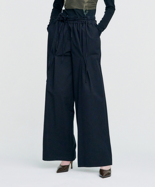 KIMZISU(キムジス)の「Ribbon Tied Wide Pants _ BLACK(その他パンツ・レディース・その他・ONE SIZE)」の5枚目の写真