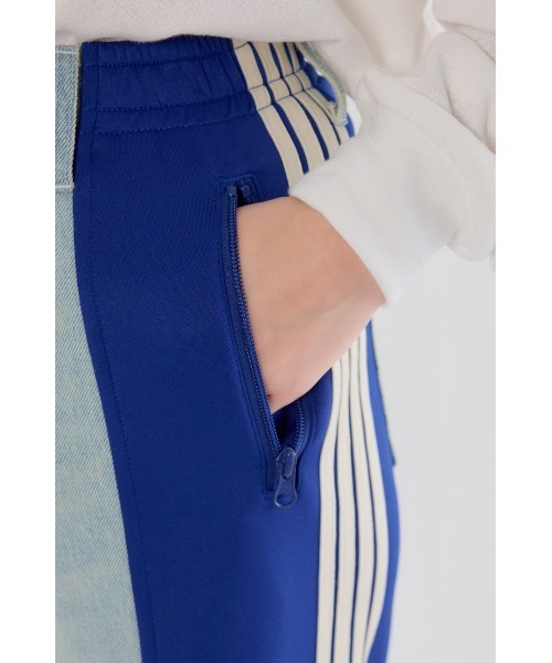 RODEO CROWNS WIDE BOWL（ロデオクラウンズワイドボウル）の「カスタムトラック デニムパンツ（デニムパンツ・レディース・ブラック系その他/イエロー系その他/ブルー系その他・SMALL/MEDIUM/LARGE）」の4枚目の写真