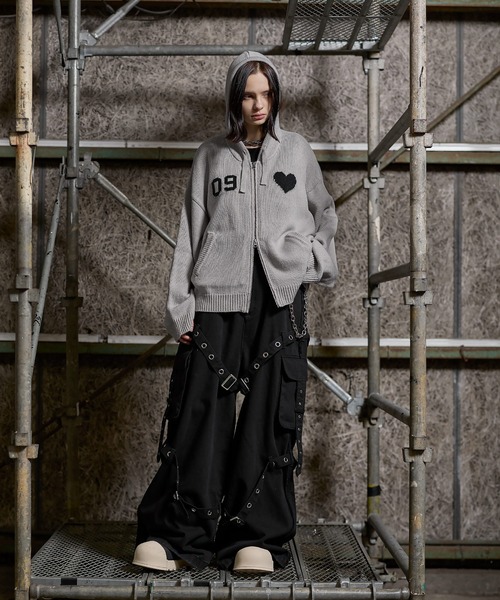 ERAR（エラー）の「【ERAR】ハートロゴショート丈ダブルジップデザインニットパーカー（パーカー・メンズ・ブラック/グレー・S/M/L/XL）」の22枚目の写真