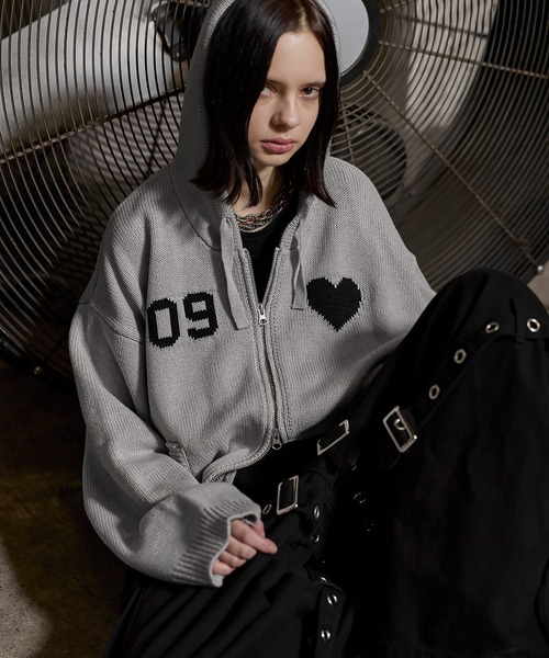 ERAR（エラー）の「【ERAR】ハートロゴショート丈ダブルジップデザインニットパーカー（パーカー・メンズ・ブラック/グレー・S/M/L/XL）」の6枚目の写真