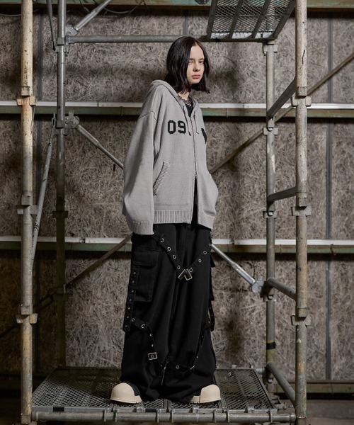 ERAR（エラー）の「【ERAR】ハートロゴショート丈ダブルジップデザインニットパーカー（パーカー・メンズ・ブラック/グレー・S/M/L/XL）」の16枚目の写真