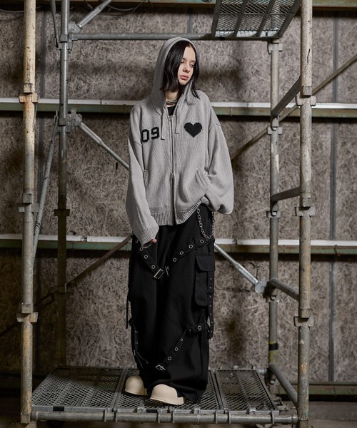 ERAR（エラー）の「【ERAR】ハートロゴショート丈ダブルジップデザインニットパーカー（パーカー・メンズ・ブラック/グレー・S/M/L/XL）」の21枚目の写真