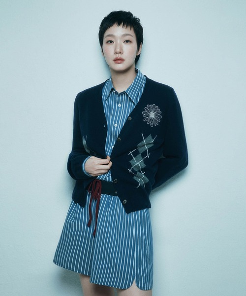 Mardi Mercredi（マルディメクルディ）の「CASHMERE BLENDED CARDIGAN