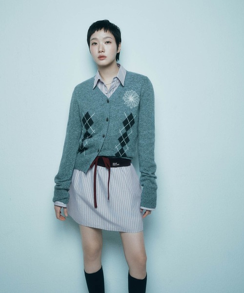 Mardi Mercredi（マルディメクルディ）の「CASHMERE BLENDED CARDIGAN