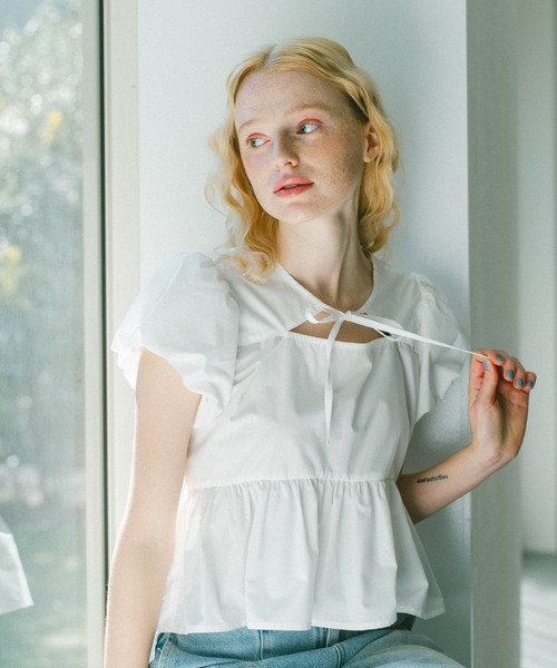 idem(イデム)の「puff sleeve muse blouse / パフスリデザインブラウス(シャツ/ブラウス・レディース・ブラック/ホワイト・FREE)」の3枚目の写真