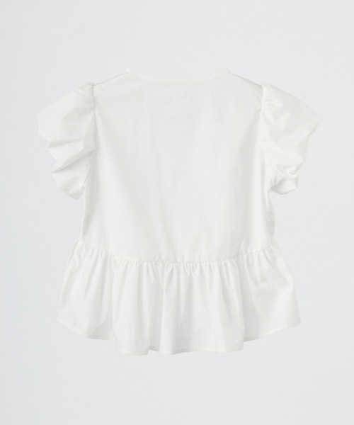 idem(イデム)の「puff sleeve muse blouse / パフスリデザインブラウス(シャツ/ブラウス・レディース・ブラック/ホワイト・FREE)」の15枚目の写真