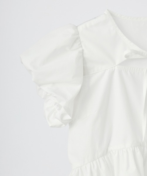 idem(イデム)の「puff sleeve muse blouse / パフスリデザインブラウス(シャツ/ブラウス・レディース・ブラック/ホワイト・FREE)」の17枚目の写真