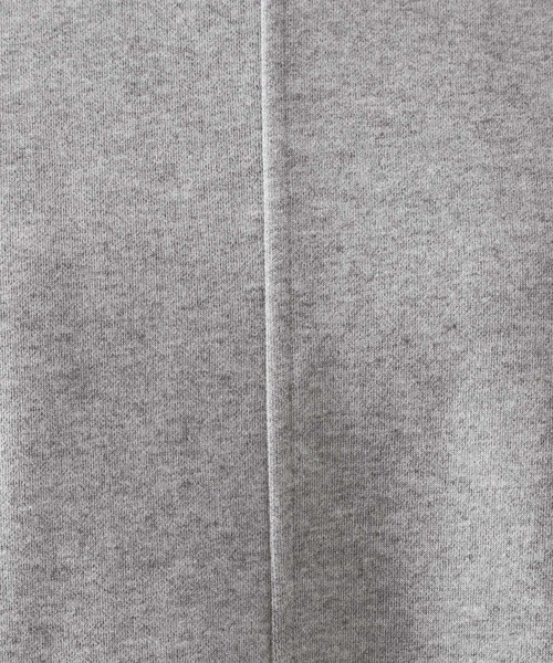 OPAQUE.CLIP(オペークドットクリップ)の「フォルムデザイントップス/セットアップ対応【洗濯機OK】(Tシャツ/カットソー・レディース・チャコールグレー/グレー・40/38)」の6枚目の写真