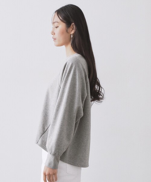 OPAQUE.CLIP(オペークドットクリップ)の「フォルムデザイントップス/セットアップ対応【洗濯機OK】(Tシャツ/カットソー・レディース・チャコールグレー/グレー・40/38)」の12枚目の写真