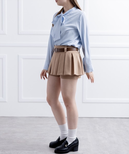 clear（クリア）の「マルチアソートボウタイリボンブラウス[オフィスカジュアル 着回し抜群 大人]≪新作≫（シャツ/ブラウス・レディース・ホワイト系その他/ネイビー/サックスブルー/オフホワイト/ブラック系その他・F）」の8枚目の写真