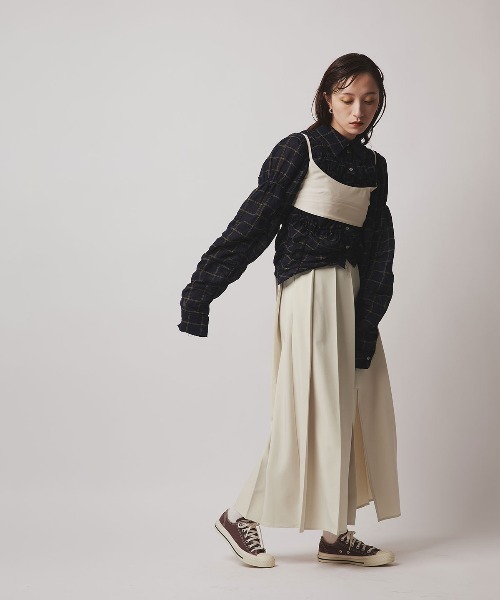 W:Huku(フーク)の「【W:Huku / ソフトタッチツイル】スリット プリーツ スカート / Soft-Touch Twill Slit Pleated Skirt(スカート・レディース・ブラウン系その他/グレー系その他/ブラック/ベージュ系その他・FREE)」の19枚目の写真