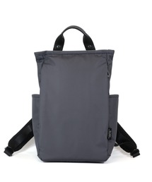 Un coeur（アンクール）の「【Un coeur/アンクール】2WAY SQUARE RUCKSACK M / ツーウェイ スクエア リュック M　RUI / K905068（バックパック/リュック）」