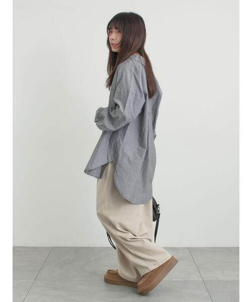 Samansa Mos2（サマンサ モスモス）の「ワンポイント刺繍オーバーシャツ（シャツ/ブラウス・レディース・ブルー/オフホワイト/ストライプ・F）」の5枚目の写真