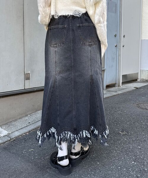 CIAOPANIC（チャオパニック）の「裾フリンジデニムマーメイドスカート（スカート・レディース・ブラック/ブルー・ONE SIZE）」の6枚目の写真