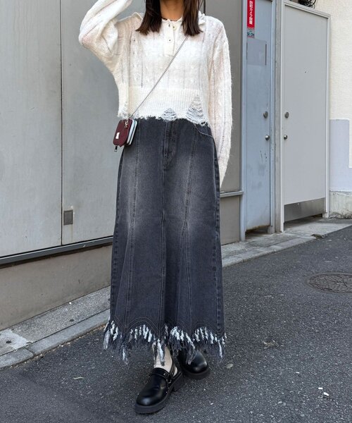 CIAOPANIC（チャオパニック）の「裾フリンジデニムマーメイドスカート（スカート・レディース・ブラック/ブルー・ONE SIZE）」の7枚目の写真