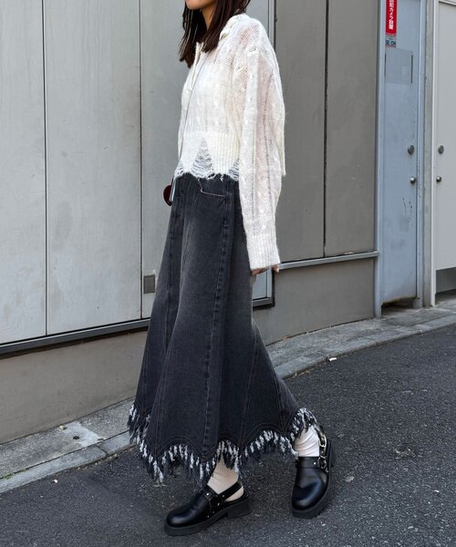 CIAOPANIC（チャオパニック）の「裾フリンジデニムマーメイドスカート（スカート・レディース・ブラック/ブルー・ONE SIZE）」の8枚目の写真