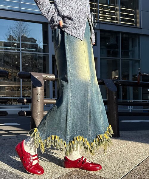 CIAOPANIC（チャオパニック）の「裾フリンジデニムマーメイドスカート（スカート・レディース・ブラック/ブルー・ONE SIZE）」の11枚目の写真