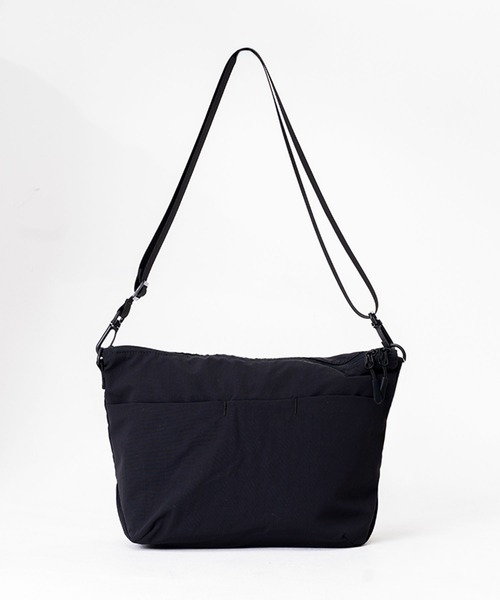 STARTER（スターター）の「【karlas別注】Starter/スターター ショルダーバッグ ナイロン 軽量 学生 お出かけ カジュアル スポーティ バッグ（ショルダーバッグ・メンズ・カーキ/ブラック・FREE）」の4枚目の写真