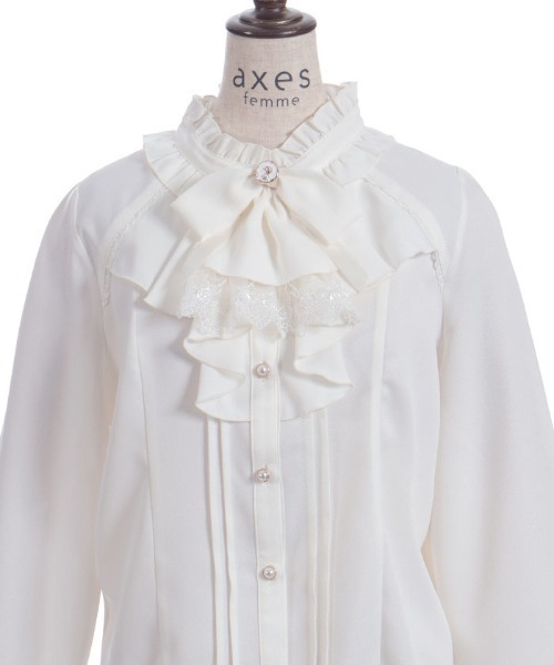 axes femme(アクシーズファム)の「リボンジャボブローチブラウス(シャツ/ブラウス・レディース・ホワイト/ブラック/サックスブルー・MEDIUM/LARGE)」の15枚目の写真