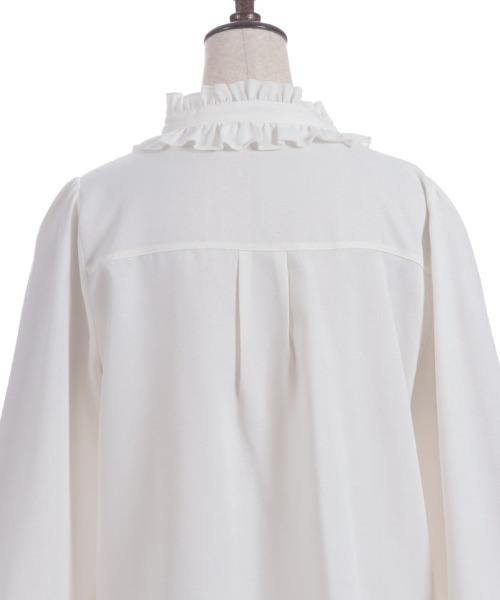 axes femme(アクシーズファム)の「リボンジャボブローチブラウス(シャツ/ブラウス・レディース・ホワイト/ブラック/サックスブルー・MEDIUM/LARGE)」の12枚目の写真