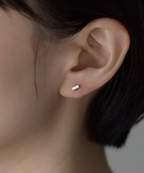 ciite' surgical stainless(シーテサージカルステンレス)の「【金属アレルギー対応】レクタングルバー ピアス(両耳用) サージカルステンレス(ピアス(両耳用)・レディース・シルバー/ゴールド・S/M/L)」の19枚目の写真