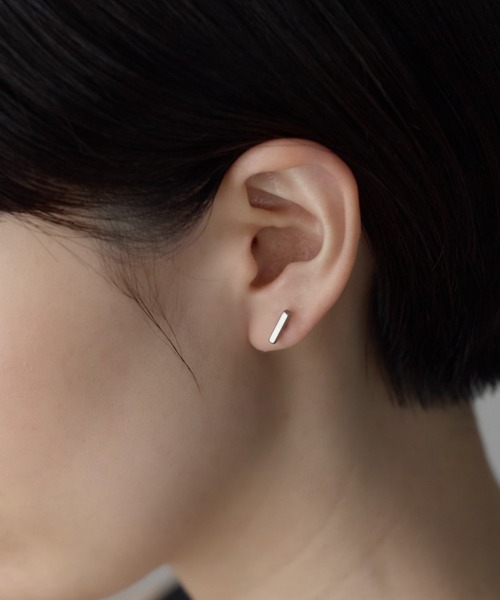 ciite' surgical stainless(シーテサージカルステンレス)の「【金属アレルギー対応】レクタングルバー ピアス(両耳用) サージカルステンレス(ピアス(両耳用)・レディース・シルバー/ゴールド・S/M/L)」の21枚目の写真