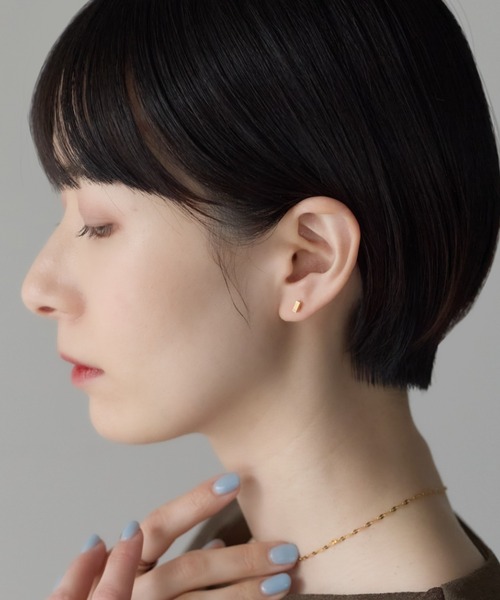 ciite' surgical stainless(シーテサージカルステンレス)の「【金属アレルギー対応】レクタングルバー ピアス(両耳用) サージカルステンレス(ピアス(両耳用)・レディース・シルバー/ゴールド・S/M/L)」の7枚目の写真