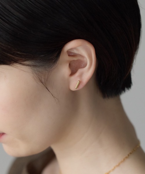 ciite' surgical stainless(シーテサージカルステンレス)の「【金属アレルギー対応】レクタングルバー ピアス(両耳用) サージカルステンレス(ピアス(両耳用)・レディース・シルバー/ゴールド・S/M/L)」の8枚目の写真