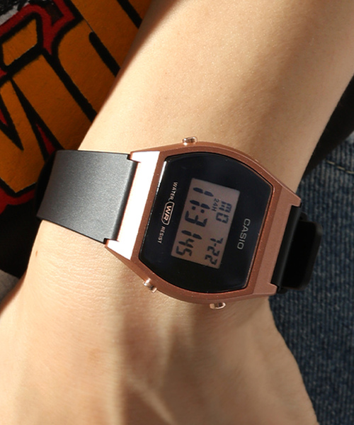 CASIO(カシオ)の「Web限定 CASIO LW-204-1AJF Pink & Black(アナログ腕時計・レディース・ピンク・FREE)」の7枚目の写真