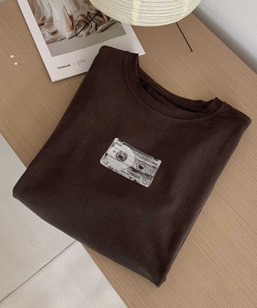 LOWO(ロワ)の「モノクロプリントオーバーサイズTシャツ(Tシャツ/カットソー・レディース・ブラウン/ホワイト/チャコールグレー・FREE)」の19枚目の写真