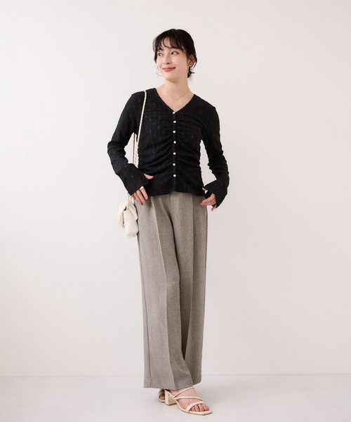 VIS(ビス)の「フラワージャガードカットカーディガン/イージーケア(カーディガン/ボレロ・レディース・キナリ/グリーン系その他/ブラック・FREE)」の9枚目の写真