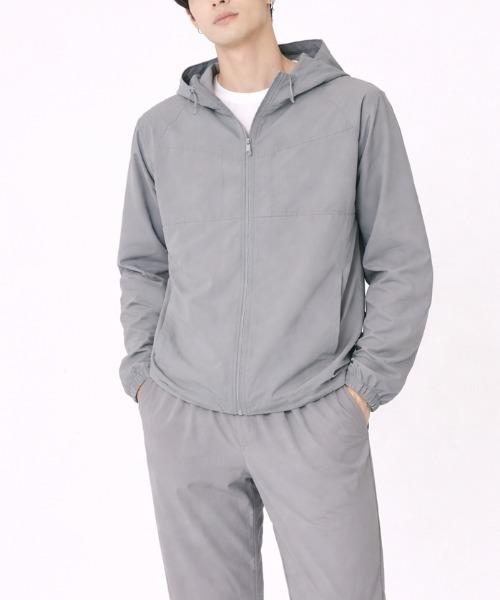 CORISCO(コリスコ)の「接触冷感ストレッチ吸水速乾フードブルゾン(M1)(パーカー・メンズ・ブラック/グレー・X-LARGE/MEDIUM/LARGE)」の9枚目の写真