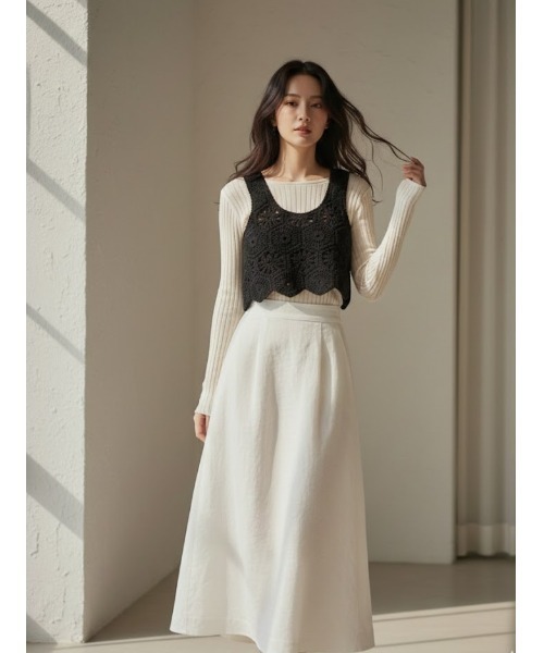 り*り様 【極美品】 シシクイ クロシェ ビスチェ ベージュ フリーサイズ 完売 クロシェ編みモチーフ ショート丈ビスチェ【 かぎ針編み】（ニット