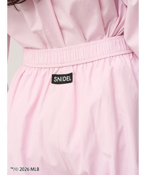 SNIDEL（スナイデル）の「【MLB】Sustainableバルーンショートパンツ（その他パンツ・レディース・ブルー/ピンク/グリーン・1/0）」の12枚目の写真