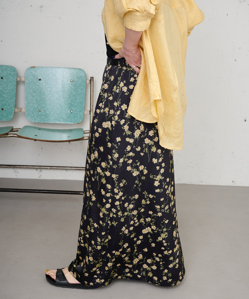 B.C STOCK（ベーセーストック）の「【ZOZO限定】手洗い可 / フラワープリントスカート（スカート・レディース・ブルー系その他/ブラウン/アイボリー/ブラック・FREE）」の11枚目の写真