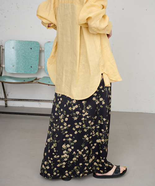 B.C STOCK（ベーセーストック）の「【ZOZO限定】手洗い可 / フラワープリントスカート（スカート・レディース・ブルー系その他/ブラウン/アイボリー/ブラック・FREE）」の13枚目の写真