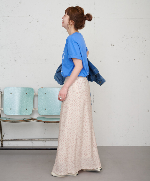 B.C STOCK（ベーセーストック）の「【ZOZO限定】手洗い可 / フラワープリントスカート（スカート・レディース・ブルー系その他/ブラウン/アイボリー/ブラック・FREE）」の16枚目の写真