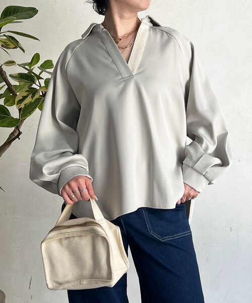 un dix cors(アンディコール)の「パウダーストレッチブラウス(シャツ/ブラウス・レディース・オフホワイト/チャコールグレー/グレー/ネイビー・FREE)」の1枚目の写真