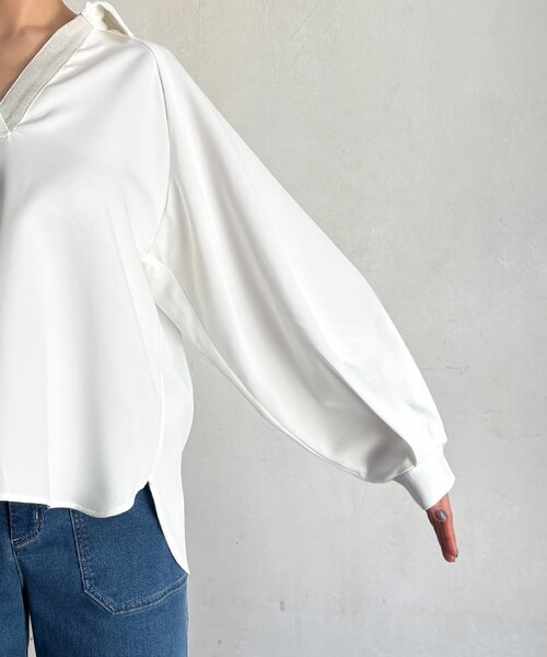 un dix cors(アンディコール)の「パウダーストレッチブラウス(シャツ/ブラウス・レディース・オフホワイト/チャコールグレー/グレー/ネイビー・FREE)」の13枚目の写真