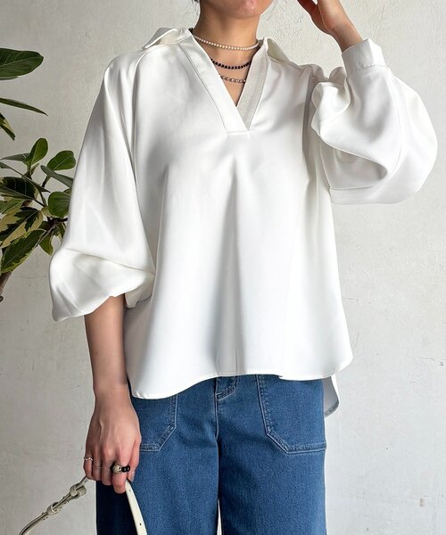 un dix cors(アンディコール)の「パウダーストレッチブラウス(シャツ/ブラウス・レディース・オフホワイト/チャコールグレー/グレー/ネイビー・FREE)」の6枚目の写真