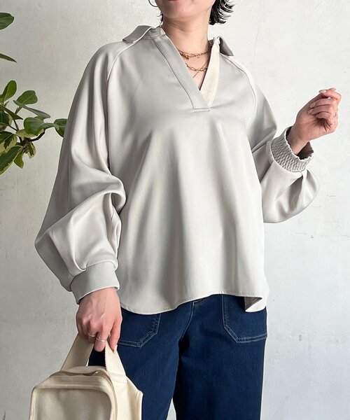 un dix cors(アンディコール)の「パウダーストレッチブラウス(シャツ/ブラウス・レディース・オフホワイト/チャコールグレー/グレー/ネイビー・FREE)」の9枚目の写真