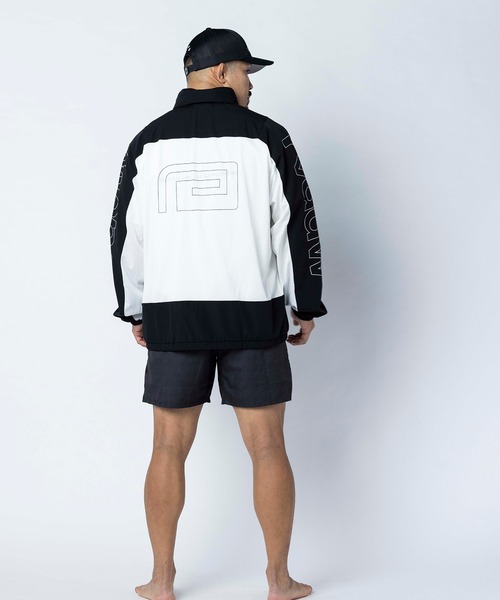 reversal.dogi.design.works(リバーサル・ドーギ・デザイン・ワークス)の「<reversal/リバーサル>4WAY DRY ZIP UP JACKET(ナイロンジャケット・メンズ・ブラック×イエロー/ブラック×ホワイト/ブラック・X-LARGE/LARGE/MEDIUM)」の21枚目の写真
