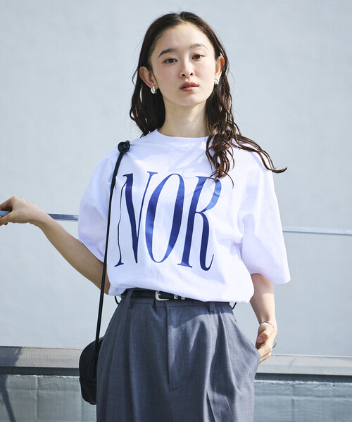 FREAK'S STORE(フリークスストア)の「限定展開 ビッグシルエット プリント クルーネック Tシャツ / NOR(Tシャツ/カットソー・メンズ・ネイビー/スミクロ/ホワイト/ブラウン・SMALL/MEDIUM/LARGE)」の22枚目の写真