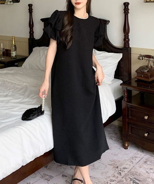 Flugge(フラッジー)の「フリル半袖ワンピース(ワンピース・レディース・カーキ/ブラック・MEDIUM/LARGE)」の9枚目の写真