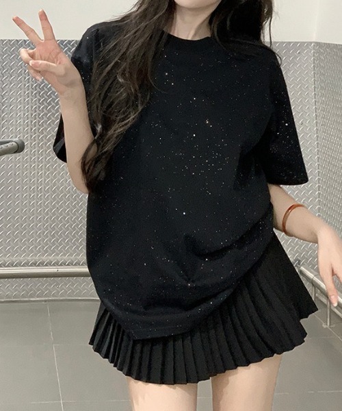 lilful(リルフル)の「【26年春夏新作】星型ラメデザイン オーバーサイズ 半袖Tシャツ(Tシャツ/カットソー・レディース・ホワイト/ブラック・F)」の14枚目の写真