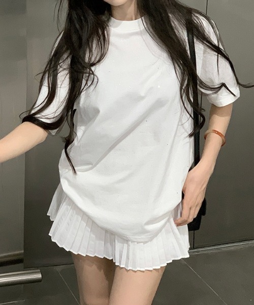 lilful(リルフル)の「【26年春夏新作】星型ラメデザイン オーバーサイズ 半袖Tシャツ(Tシャツ/カットソー・レディース・ホワイト/ブラック・F)」の9枚目の写真
