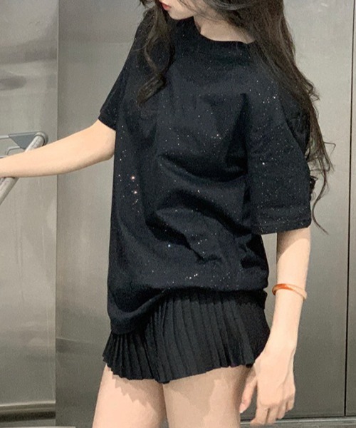 lilful(リルフル)の「【26年春夏新作】星型ラメデザイン オーバーサイズ 半袖Tシャツ(Tシャツ/カットソー・レディース・ホワイト/ブラック・F)」の15枚目の写真