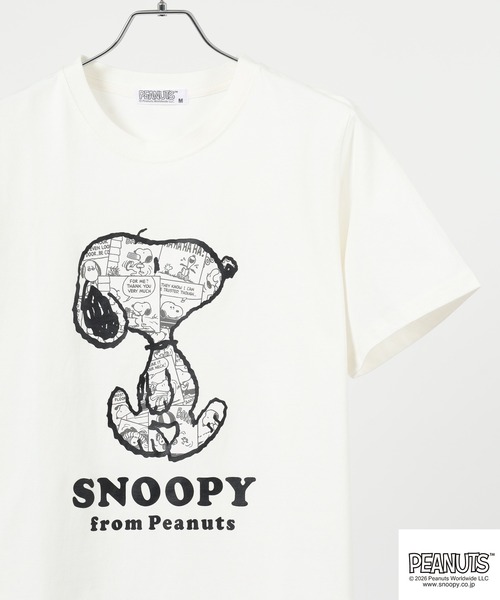 PEANUTS(ピーナッツ)の「PEANUTS コミック柄プリント天竺半袖Tシャツ(Tシャツ/カットソー・メンズ・クリーム/ホワイト系その他/ネイビー/ブラック/ピンクベージュ/オフホワイト・LL/L/M)」の2枚目の写真