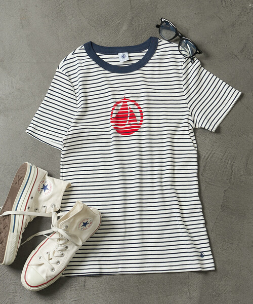 FREAK'S STORE(フリークスストア)の「PETIT BATEAU × FREAK'S STORE/プチバトー 別注 フロッキープリントTシャツ(Tシャツ/カットソー・レディース・ネイビー/オフホワイト/ブラック/その他・MEDIUM/LARGE)」の4枚目の写真